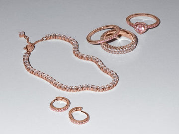 Discover Rose Gold Plated Pandora World Collection