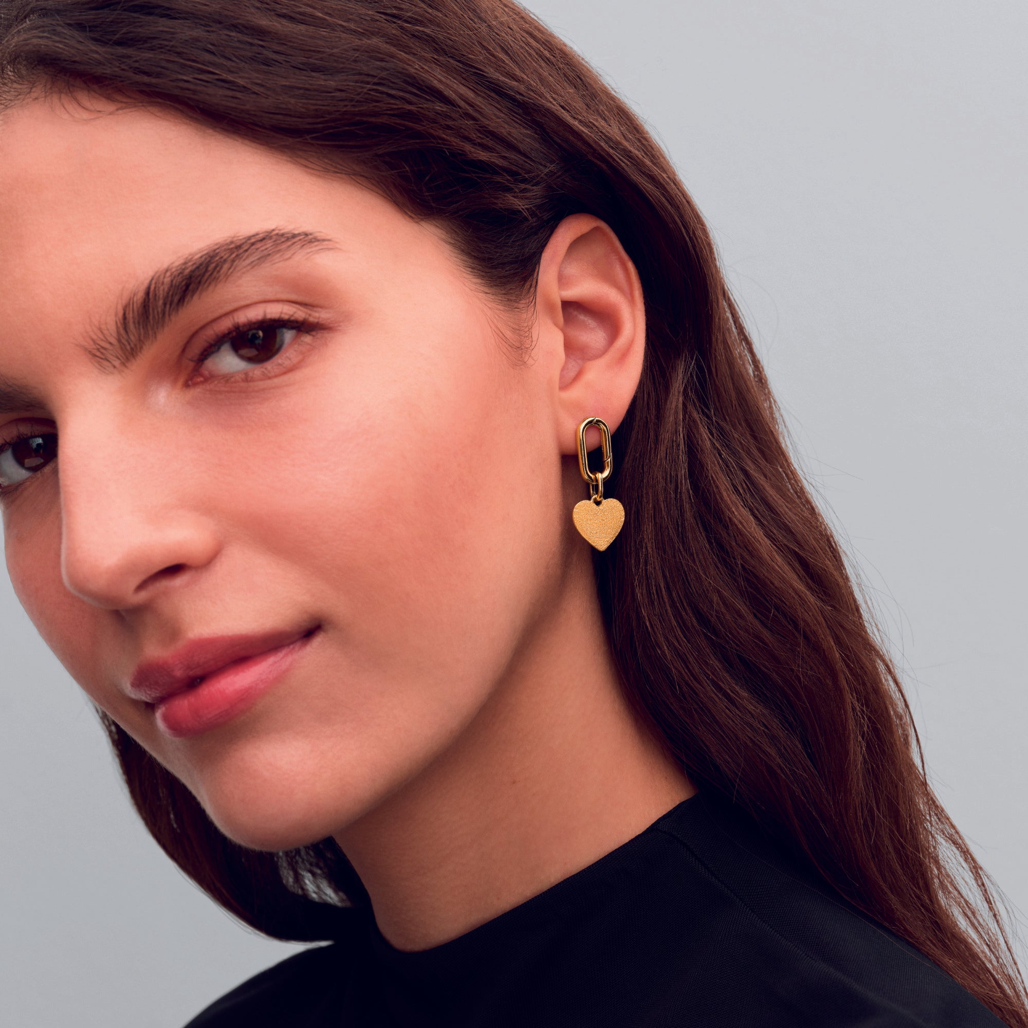 Engravable Textured Heart 14K Gold-Plated Medallion