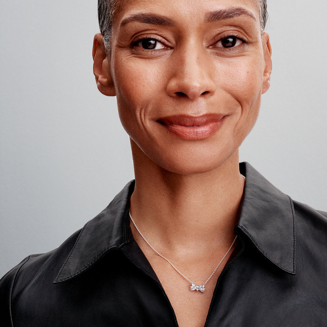 Bow Sterling Silver Collier With Clear Cubic Zirconia