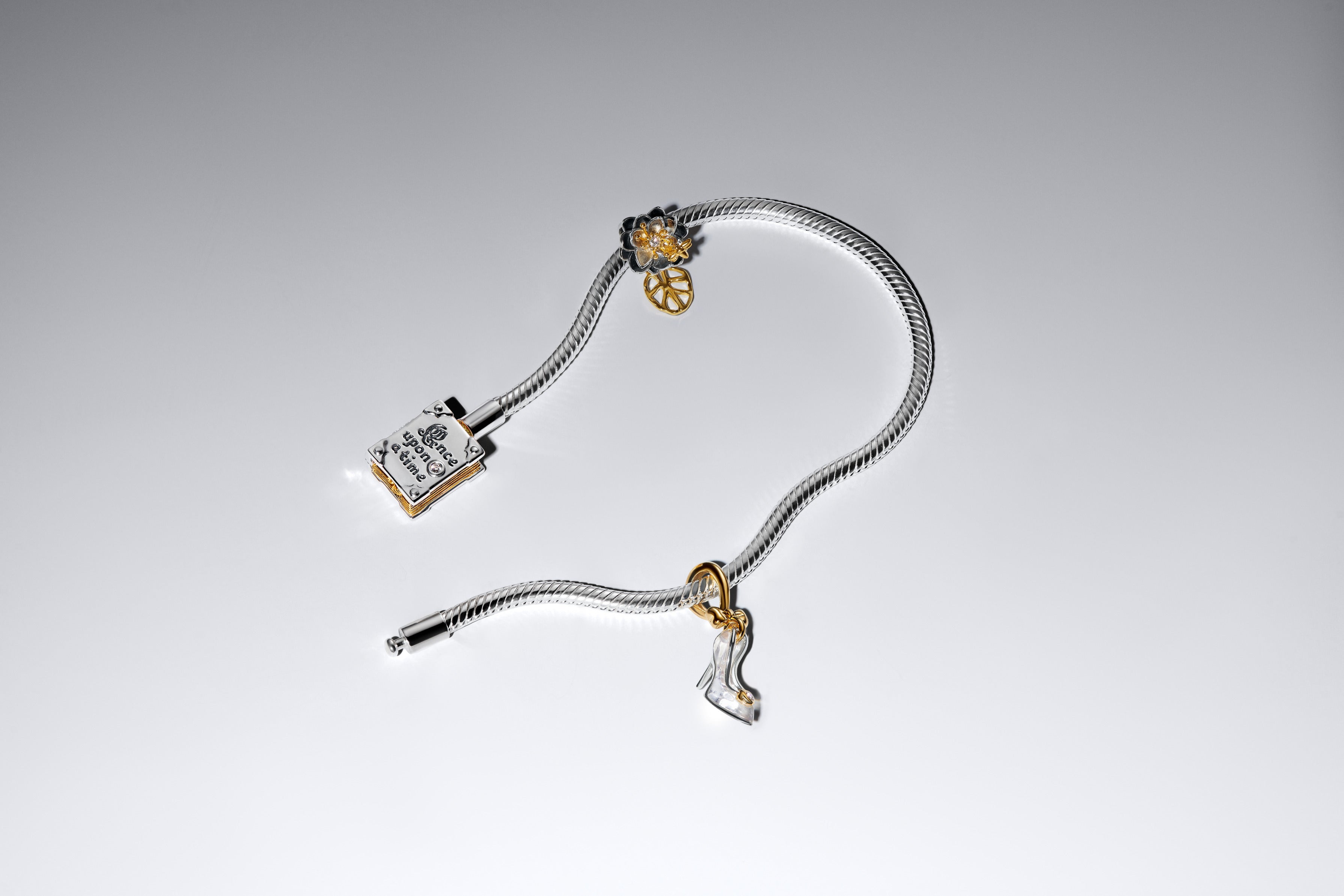 Disney Tiana Sterling Silver And 14K Gold-Plated Charm With 0.012 Ct Tw G-I Vs+ Round Brilliant Very Good Cut Lab-Grown Diamond