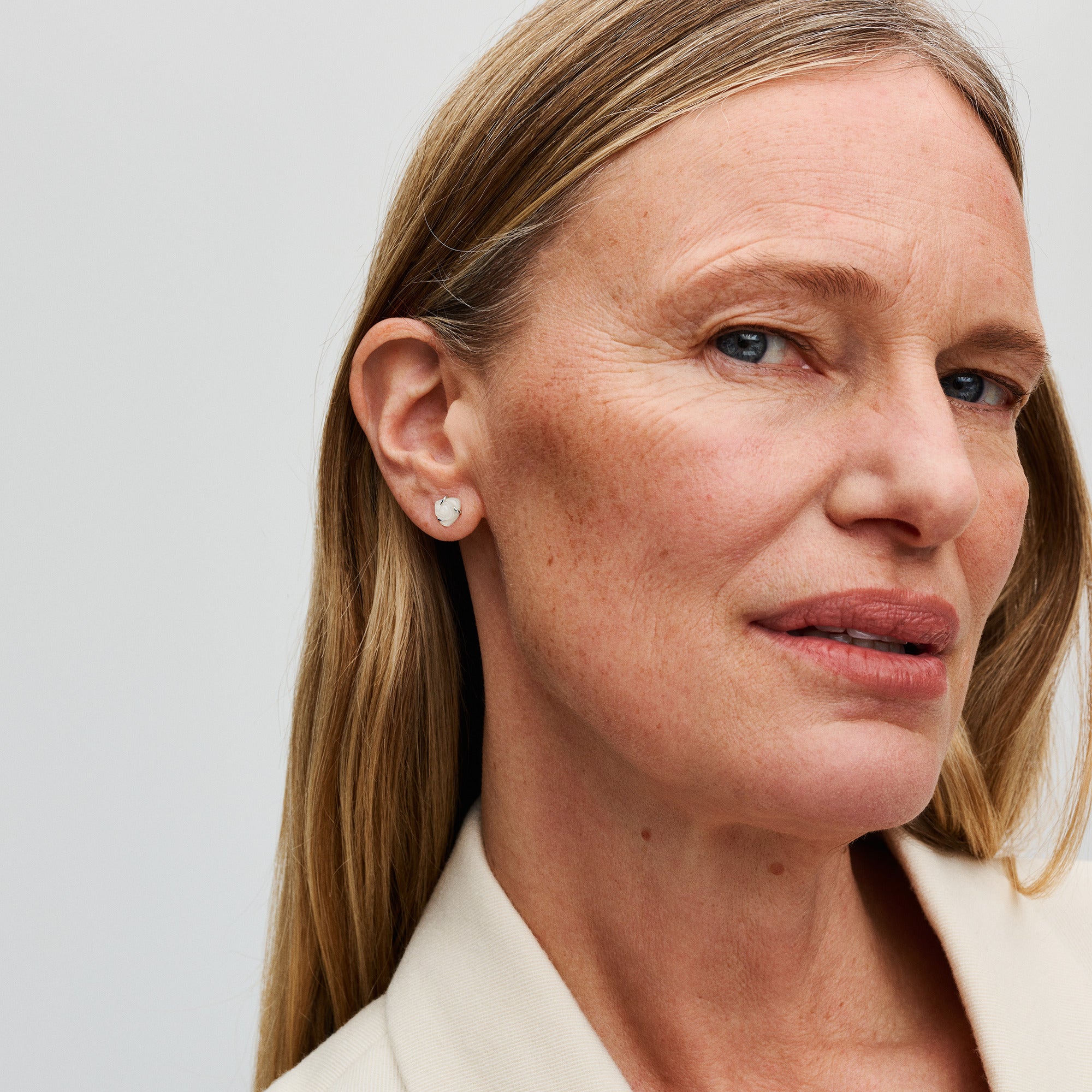 White Rose Sterling Silver Stud Earrings With White Bioresin Man-Made Mother Of Pearl