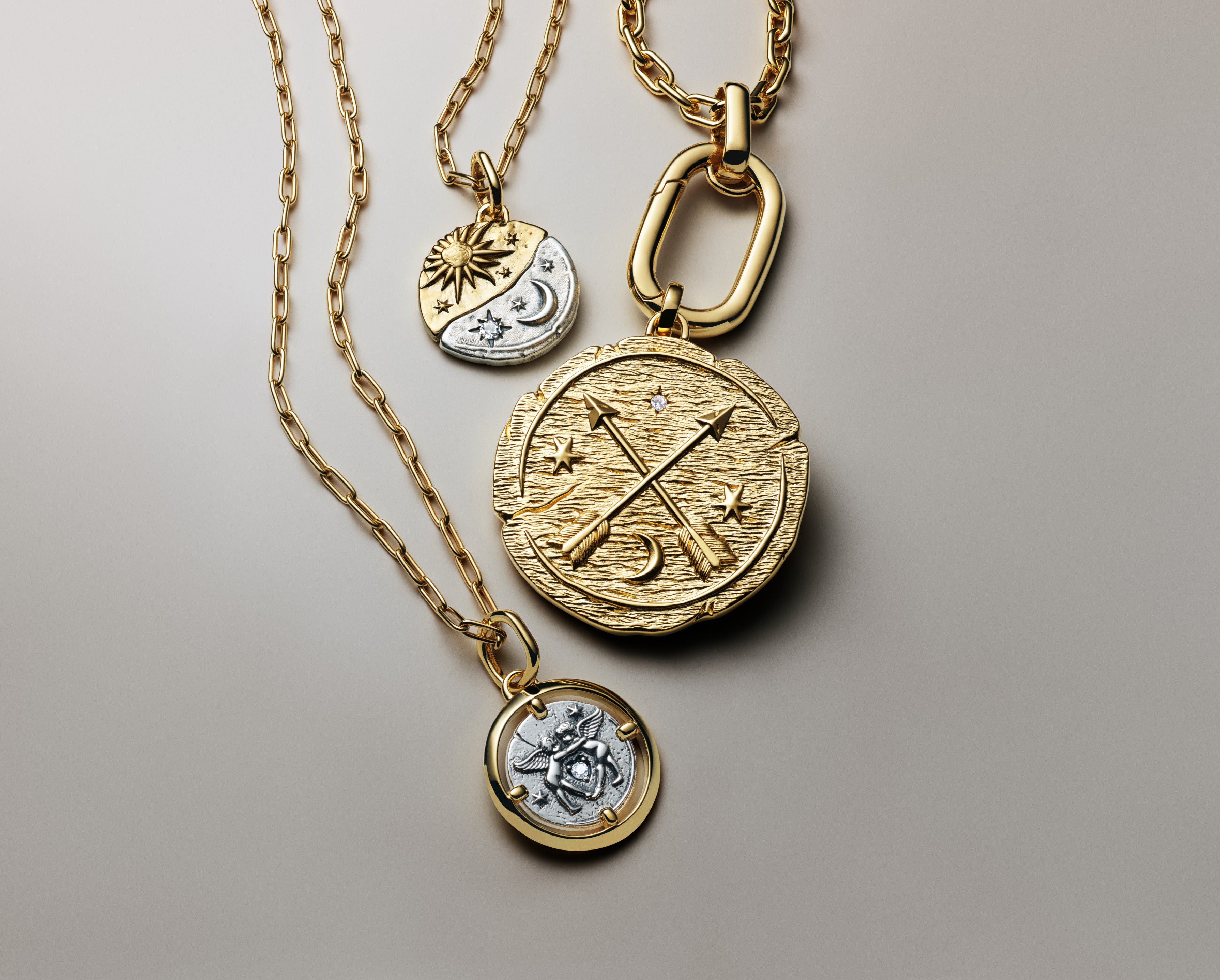 14K Gold-Plated Large Openable Link Pendant Necklace